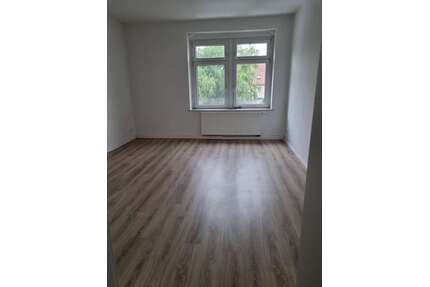 Wohnung zum Mieten in Heidenau 490,00 € 68.54 m²