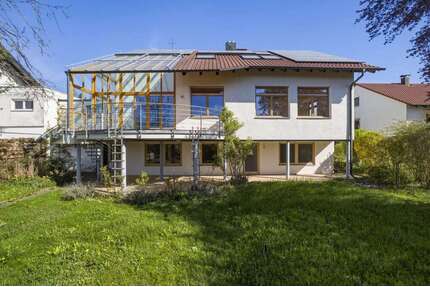 Haus zum Kaufen in Ulm 1.049.000,00 € 261 m²