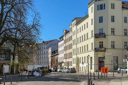 Großzügige 2-Zimmer-Altbauwohnung mit hohen Decken und flexiblem Grundriss - Berlin Mitte