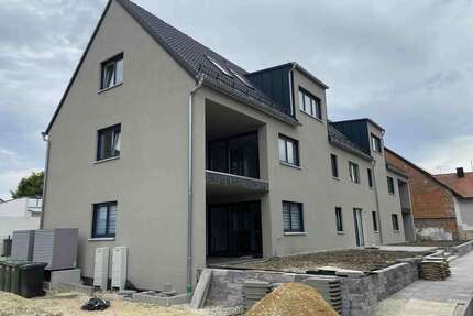 Wohnung zum Mieten in Pförring 1.070,00 € 97.55 m²