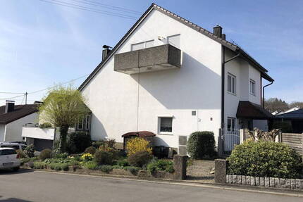 Doppelhaushälfte 8 Z. 174 m2 Photovoltaik Speicher Hybrid-Heizung Idyll.Garten.Vermietetes Büro - Affalterbach