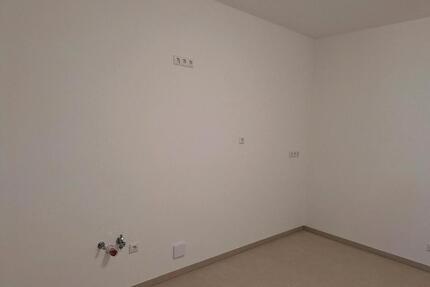 kernsanierte 2 Zimmer- Wohnung - 970,00&nbsp;EUR Kaltmiete, ca.&nbsp; 75,00&nbsp;m&sup2; in Altötting (PLZ: 84503)