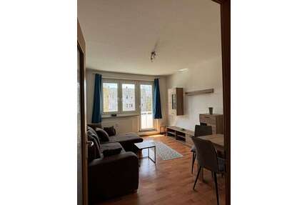 Wohnung zum Mieten in Zeitz 465,00 € 61 m²