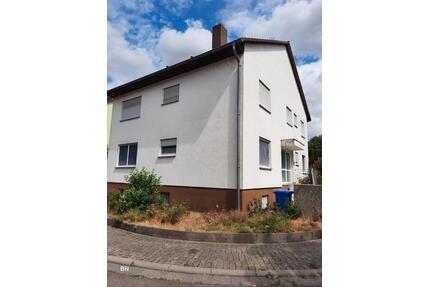 Helle 3-Zimmer-Wohnung (81 m²) mit großem Balkon, Gäste-WC,... - Meckenheim