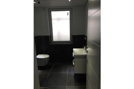 Modern kernsanierte 3-ZKB Wohnung mit Balkon in ruhiger Lage - Schiffweiler