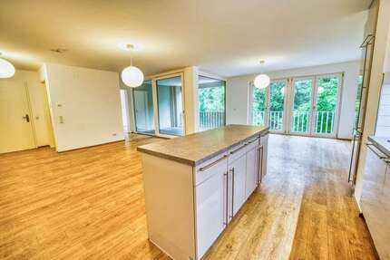 Wohnung zum Kaufen in Waldshut-Tiengen 382.000,00 € 100 m²