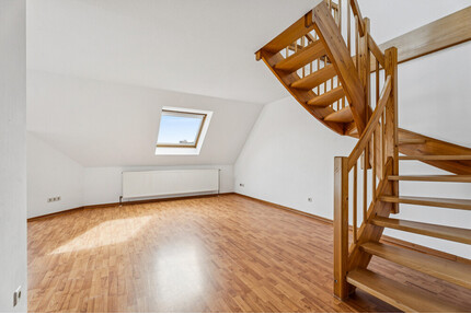 Wohnen mit Extra: Gemütliche 2-Zimmer-Dachgeschosswohnung mit Loggia und Stellplatz - Rheine