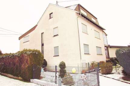 Haus zum Kaufen in Hundsangen 235.000,00 € 273 m²