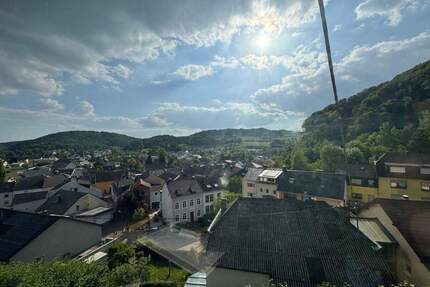 Ruhig gelegenes Einfamilienhaus mit schöner Aussicht über Tawern