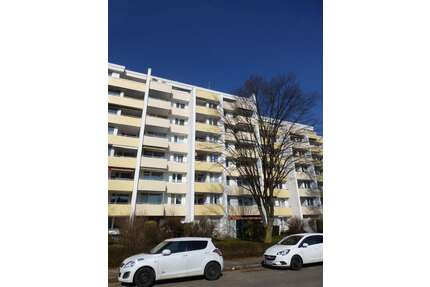 Wohnung zum Mieten in Neusäß 504,00 € 32 m²