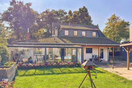 Haus zum Kaufen in Ritterhude 310.000,00 € 218 m²