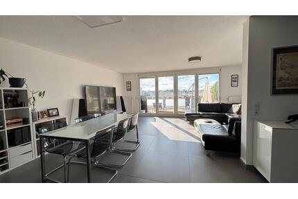 Das Beste aus zwei Welten: Penthouse trifft Reihenhaus - Asperg