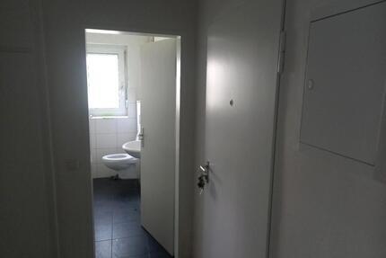 Ein freiers Zimmer in einer 2-Zimmer Wohnung - Gummersbach