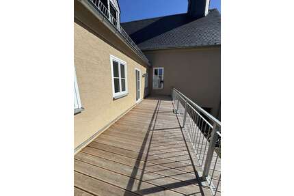 Wohnung zum Mieten in Hartenstein 699,00 € 106.47 m²