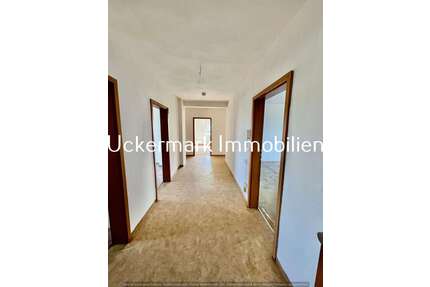 Wohnung zum Kaufen in Boitzenburger Land 115.000,00 € 128 m²