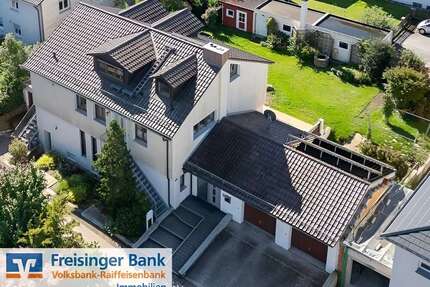 Haus zum Kaufen in Zolling 1.190.000,00 € 351.86 m²