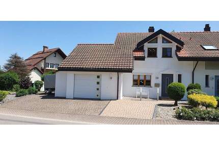 Gepflegte Doppelhaushälfte in Görwihl - ohne Makler!