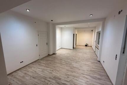 Helle 1 Zimmer Wohnung zu vermieten neu renoviert - Bünde