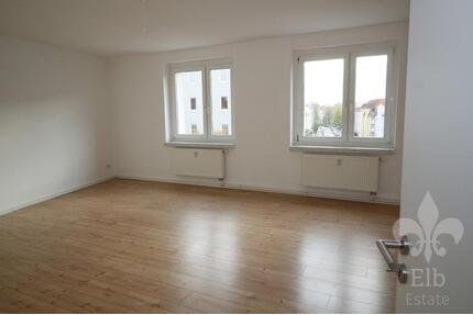 Tolle Aussicht vom Balkon - praktische 3 Raum Wohnung in Stadtfeld-Ost ist ab sofort bezugsfrei - Magdeburg Nordwest