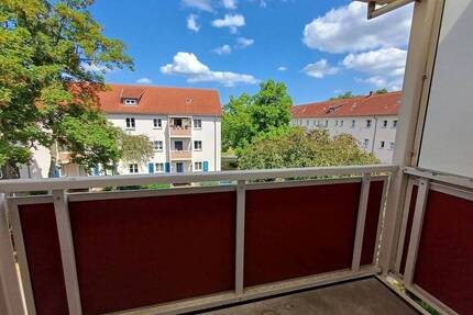 Eine Wohnung zum Verlieben in guter Lage - 2. OG rechts - Merseburg