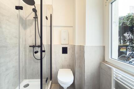 Sanierter Altbau mit Stil - 2 Zimmer, 3 realisierbar - Berlin Mitte