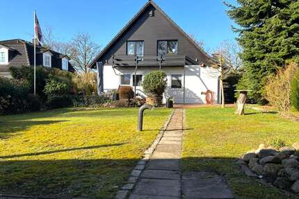 Haus zum Kaufen in Hamburg - Bergstedt 860.000,00 € 225 m²