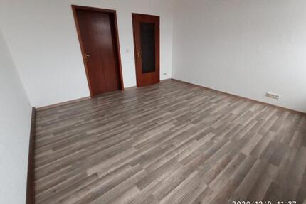 Wohnung zu vermieten - 235,00&nbsp;EUR Kaltmiete, ca.&nbsp; 37,00&nbsp;m&sup2; in Schmölln (PLZ: 04626)