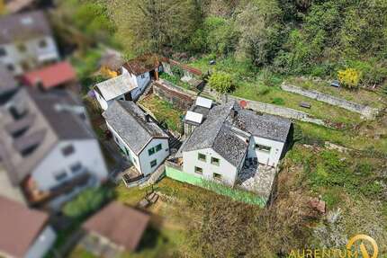 Haus zum Kaufen in Riedenburg 120.000,00 € 134.26 m²