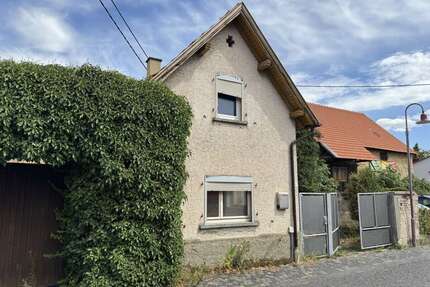 Haus zum Kaufen in Biebelnheim 148.000,00 € 151 m²
