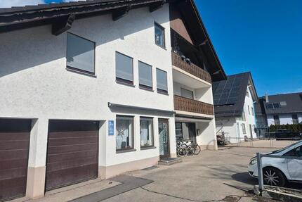 Mietwohnung in Schwabmünchen - 1.200,00&nbsp;EUR Kaltmiete, ca.&nbsp; 82,00&nbsp;m&sup2; in Schwabmünchen (PLZ: 86830)