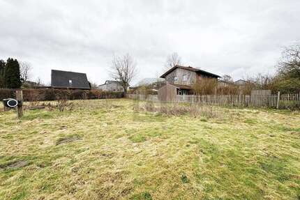 Grundstück zu verkaufen in Traventhal 129.000,00 € 593 m²