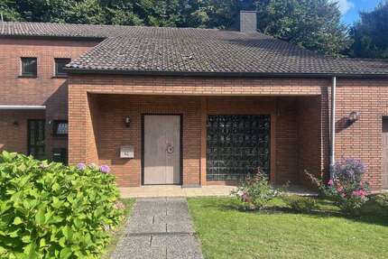 Haus zum Kaufen in Bochum Höntrop 475.000,00 € 140 m² - Bochum / Höntrop