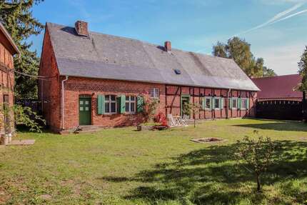 Haus zum Kaufen in Rochau-Klein Schwechten 140.000,00 € 128 m²