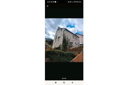 Kleines Grundstück (299m²) mit abrissreifem Haus in Pottenstein.