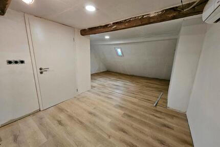 Top-Lage Alt-Mekenheim!!! Frisch Sanierte 50 m2 Ideal als WG. - Meckenheim