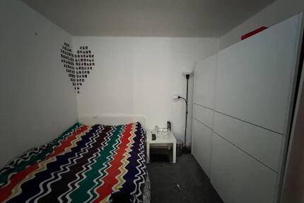 2 Zimmer 44 m2 ab 01.04 - 830,00&nbsp;EUR Kaltmiete, ca.&nbsp; 44,00&nbsp;m&sup2; in Kölln-Reisiek (PLZ: 25337)