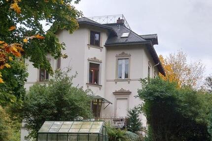 HISTORISCHE GRÜNDERZEIT-VILLA - 1.170.000,00&nbsp;EUR Kaufpreis, ca.&nbsp; 260,00&nbsp;m&sup2; in Radebeul (PLZ: 01445)