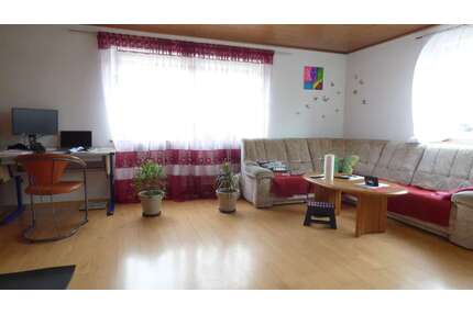 Wohnung zum Kaufen in Wassertrüdingen 125.000,00 € 74.35 m²