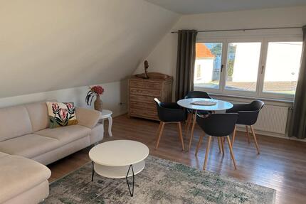 Vollmöbelierte Dachwohnug - 950,00&nbsp;EUR Kaltmiete, ca.&nbsp; 55,00&nbsp;m&sup2; in Schleswig (PLZ: 24837)