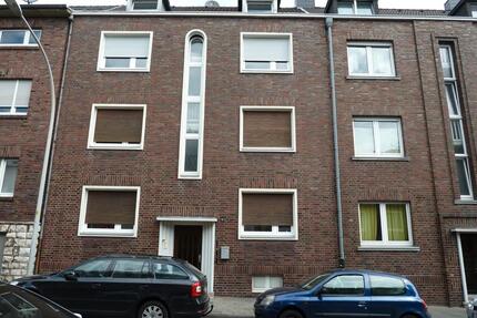 Großzügige, ruhige Altbauwohnung mit Garten - Mönchengladbach Süd