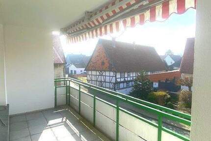 Wunderschön im 1. OG mit Wannenbad und Loggia - Langelsheim