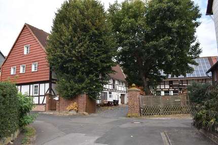 Haus zum Kaufen in Nörten-Hardenberg 395.000,00 € 300 m²