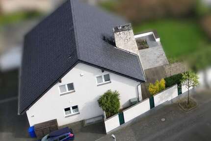 Haus zum Kaufen in Mönchengladbach 924.000,00 € 300 m²