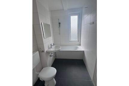 Schöne 2-Zimmerwohnung mit Wohnberechtigungsschein! - Hildesheim West