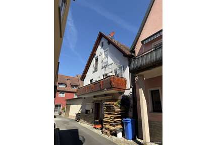 Haus zum Kaufen in Frickenhausen am Main 312.500,00 € 120 m²