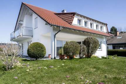 Haus zum Kaufen in Spraitbach 490.000,00 € 250 m²