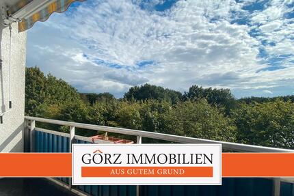 Wohnen über den Baumkronen! - Großzügige 3-Zimmer Wohnung in ruhiger Lage mit Süd-Balkon - Lentföhrden