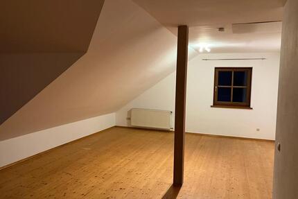 Wohnung zu vermieten - 800,00&nbsp;EUR Kaltmiete, ca.&nbsp; 60,00&nbsp;m&sup2; in Sankt Wolfgang (PLZ: 84427)