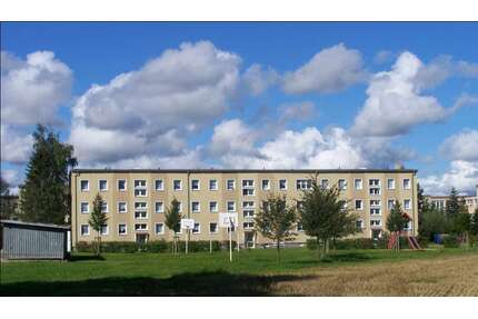 Wohnung zum Mieten in Franzburg 259,00 € 46.91 m²