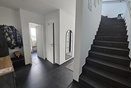 Großzügige 115m² Maisonettewohnung in Bornheim-Merten